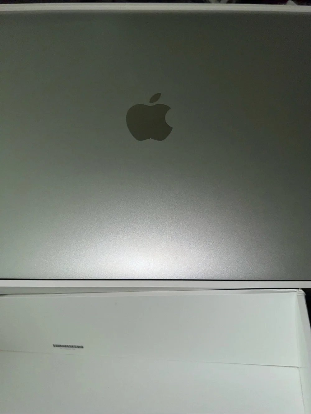 Apple Silver MacBook Air 13 inch - Slim Aluminum Laptop